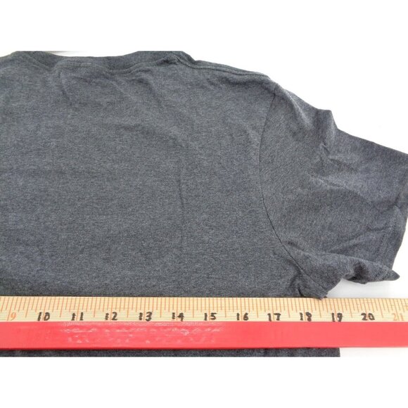 Levi's Men's Camo Batwing Logo-Print T-Shirt - Bennet Camo Graphite Gray size M - Picture 8 of 8